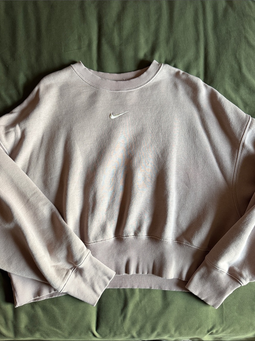{NIKE} light purple oversized crewneck sweater XS